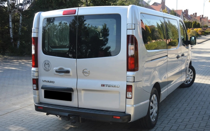 Opel Vivaro cena 67900 przebieg: 213000, rok produkcji 2015 z Legnica małe 254